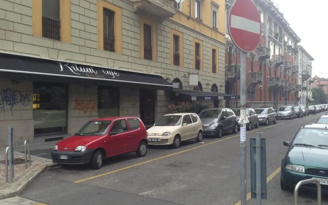 West Booking House SRLS - WBH Porta Romana Apartment