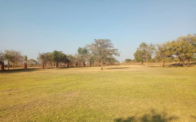 Twin Cave Lodge