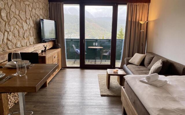 Alpine Studio Apartment by AA Holiday Homes