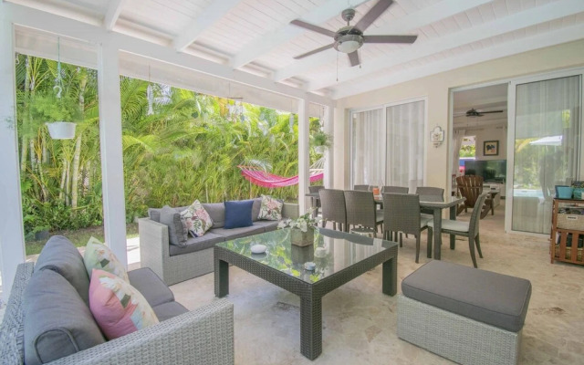 Cozy and Private Villa in Puntacana Village