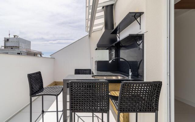 Apto duplex 240m da praia Floripa-SC JRR407