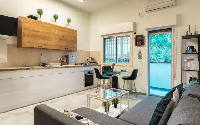 Magical 2BR Beach Bauhaus Stylish Nest