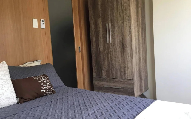 Urban Retreat at Shell Residences With Netflix 300mbps Wifi