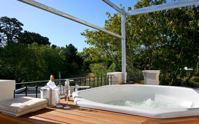 Nova Constantia Boutique Residence