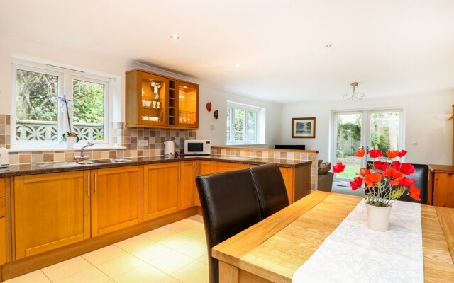 Meadowside, Redruth