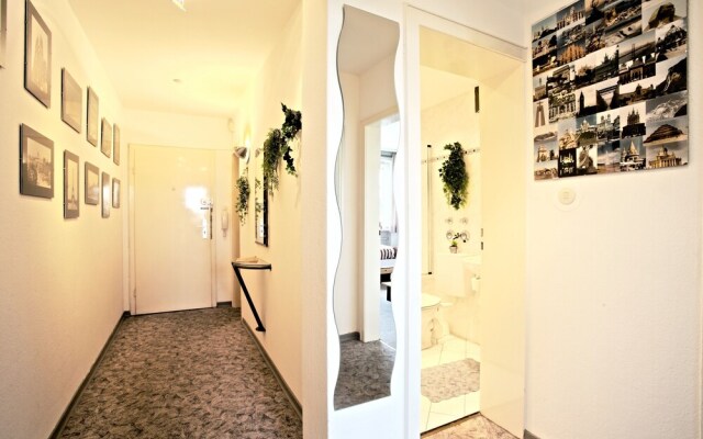 Private Apartment August-Schaper-Straße