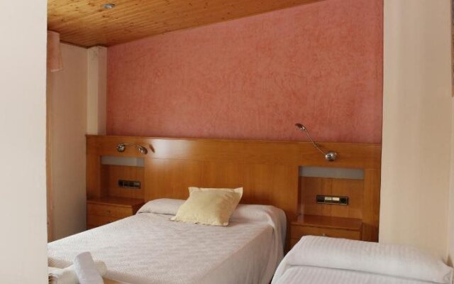 Apartamentos Turísticos Can Rocamora