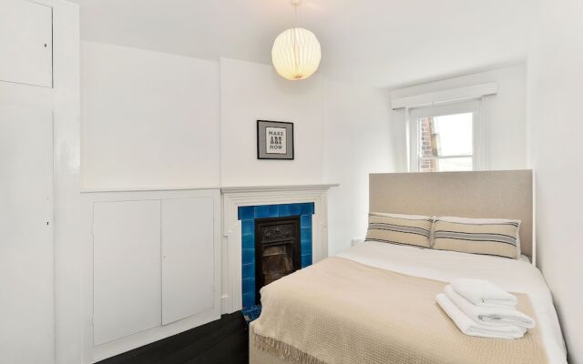 London Lifestyle - Knightsbridge VI