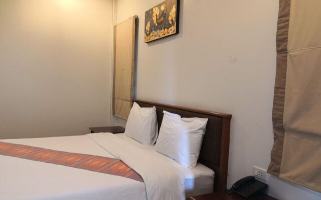 Baan Worachan Hotel
