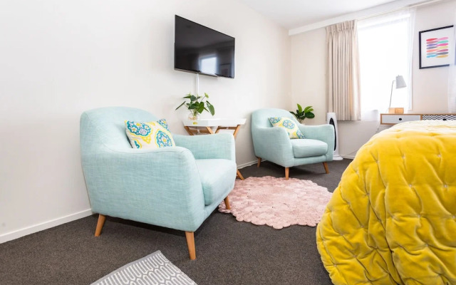 Cathedral Junction Apartment