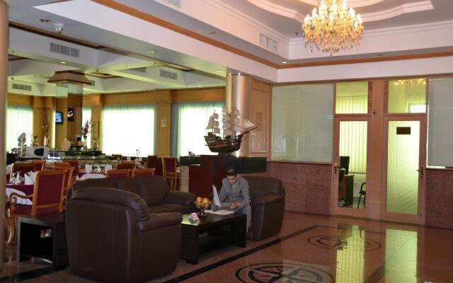 Pars International Hotel