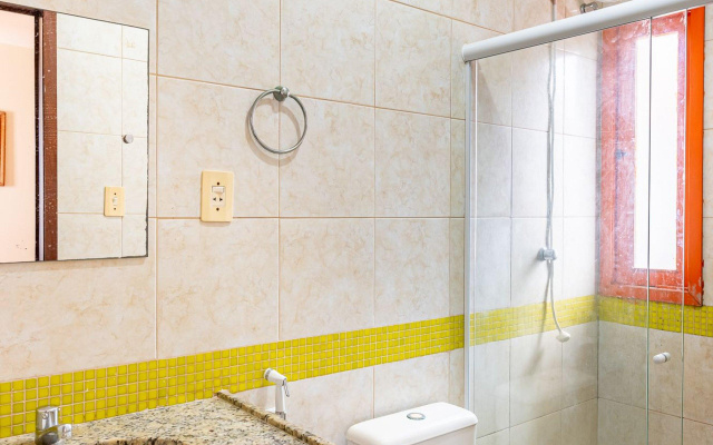 Casa Com 4qts Pet Friendly Piscina Cond Sh011