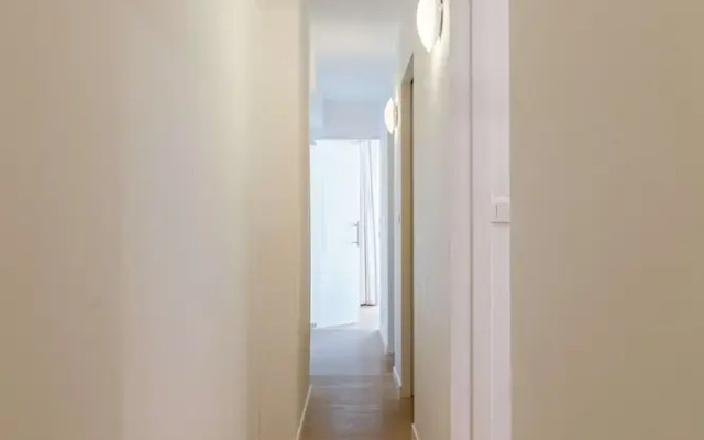 Beachside 3-bedroom Duplex Near Sea
