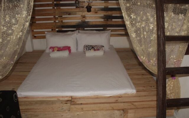 Maraño's Hometel