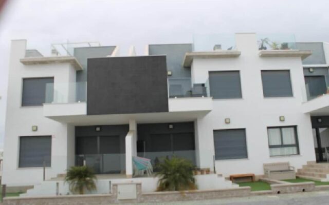 Lovely New Apartment With all Facilities