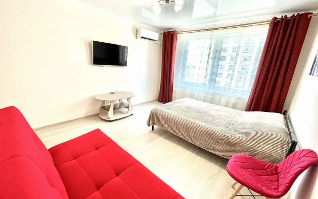 Apartments on Tihom proezde, 4