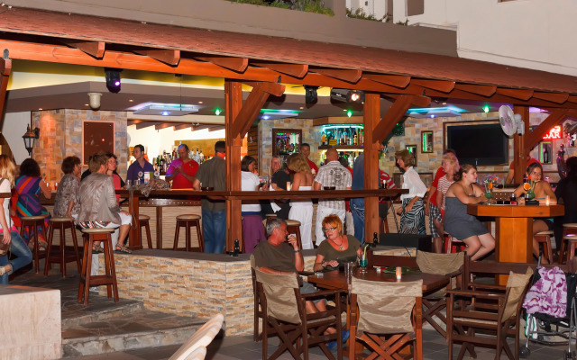Gaia Garden Hotel