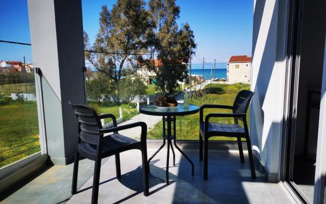 Anemona Beach Apartments