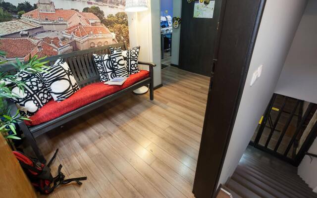 Hostel and Apartments 360º