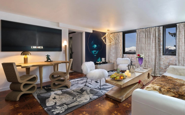 Snow Lodge Hotel Courchevel 1850