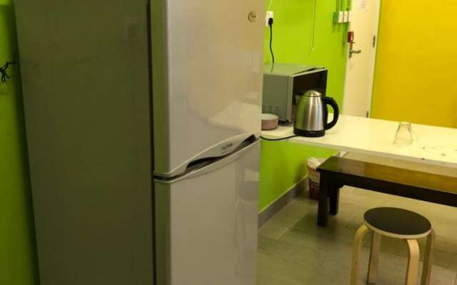 Hi Backpackers - Hong Kong Hostel Group