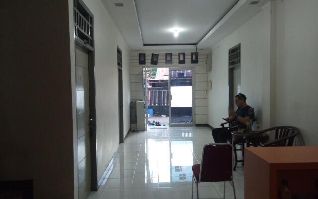 KoolKost @ Jalan Poros Maros