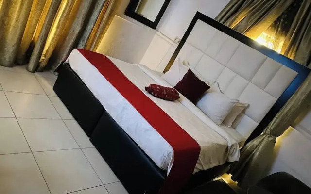 Davvy Hotel and Apartments
