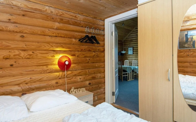 6 Person Holiday Home in Hovborg