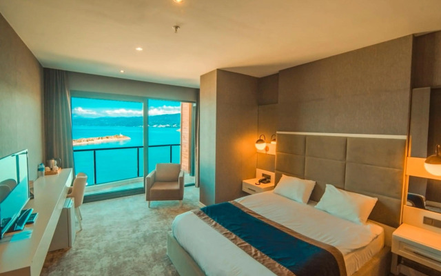 Royal Comfort Hotel