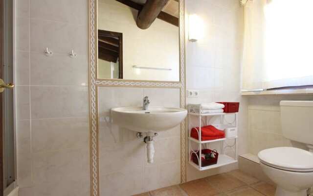 Villa - 4 Bedrooms with Pool - 103187