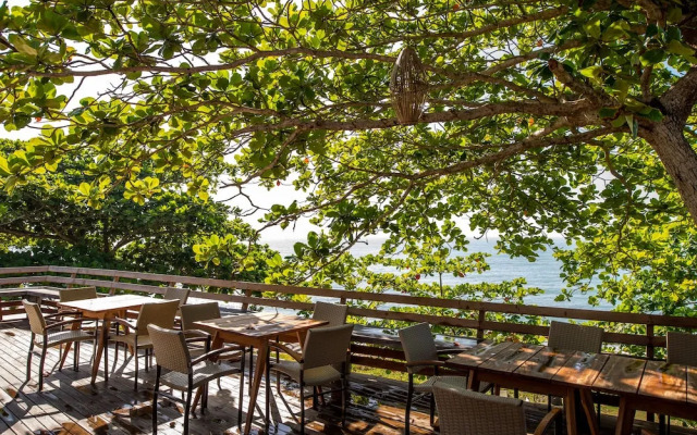 Suites Com Piscina Outeiro - Espelho