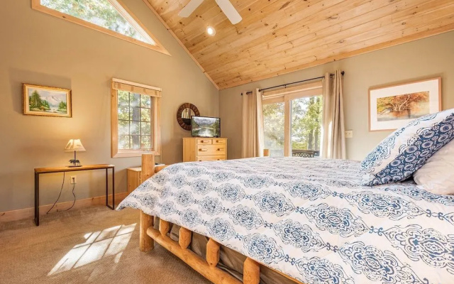 Glass Mountain Lodge by Taylor Made Deep Creek