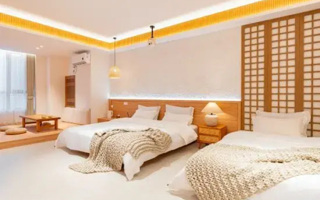 Sansheng Homestay (Datong Ancient City Branch)
