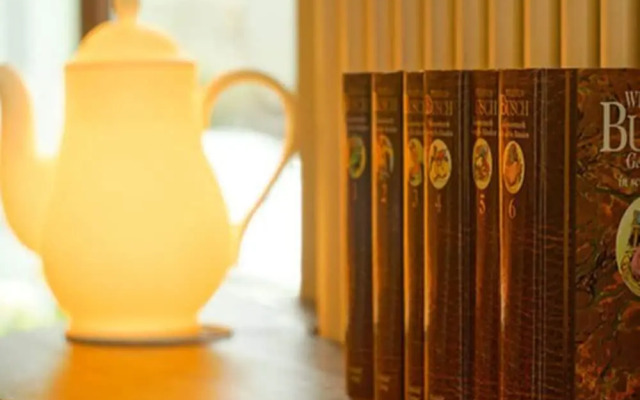 Hotel Bett und Buch