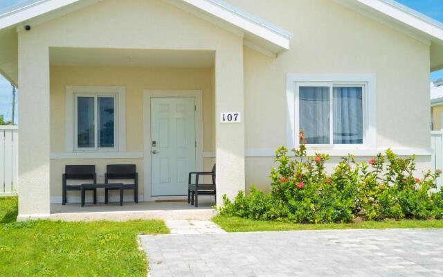 Hamilton @ Oceanpointe a serene 2bed 2 bath Villa