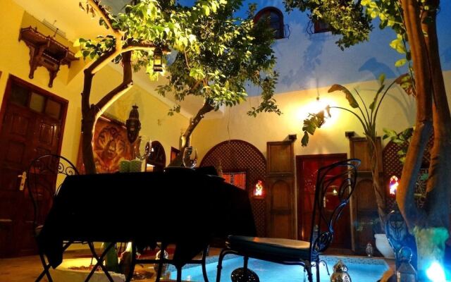 Le Feng Shui Pool and Spa