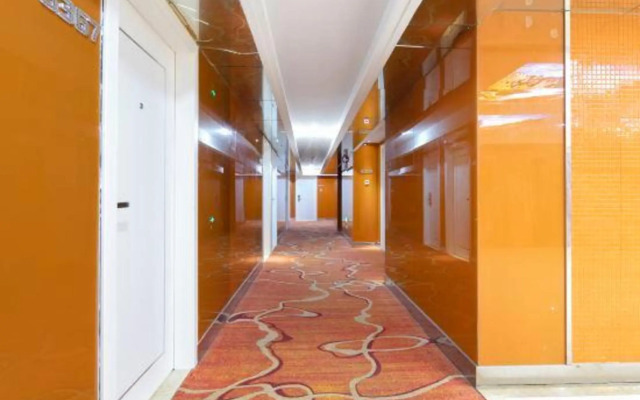 Shengjing Yijia Hotel