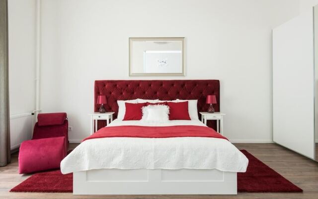 Luxury Home Plus