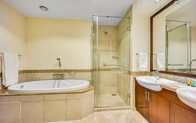 Palm Jumeirah North/South Residence