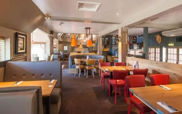 Premier Inn Tamworth Central