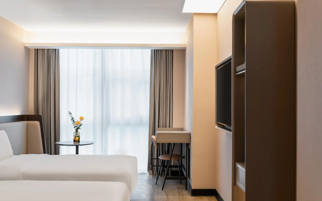 Hanting Hotel Zhuhai Gongbei Port Branch