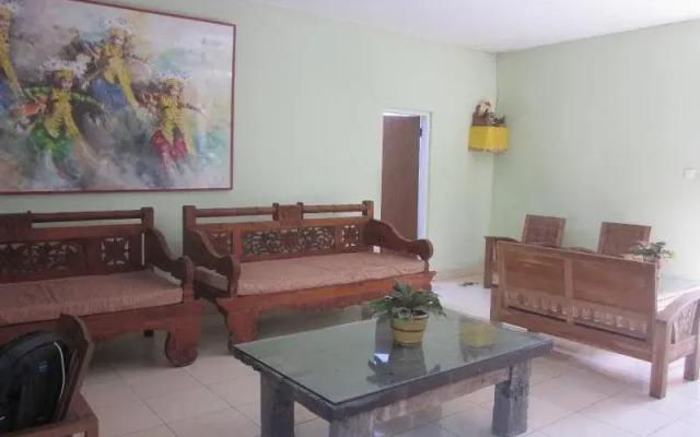 Rita Hotel