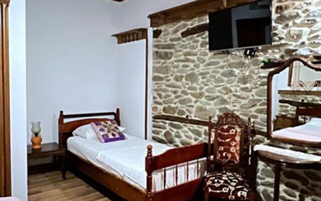 Birgi Lavinya Otel