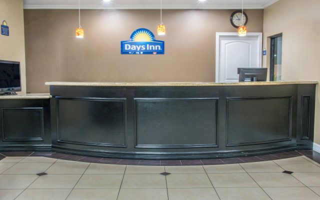 Spark by Hilton Daleville Roanoke North