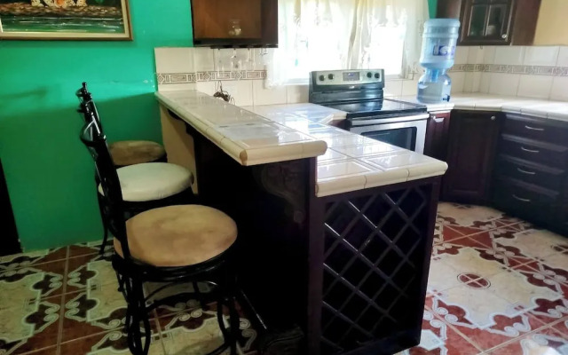 See Belize Waterside Sea View 2-bedroom Apartment w Balcony, Pool & Deck 2nd FL