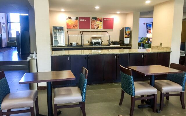 Comfort Suites Regency Park