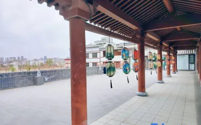 Luoyang Menggong Capital City Cultural Theme Hotel