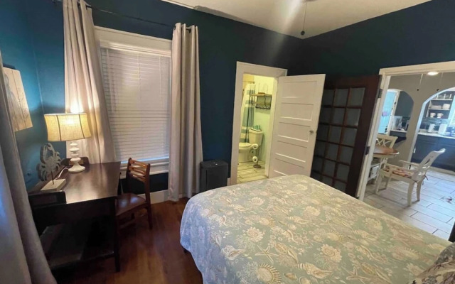 1BR Apartment in Historic Galveston