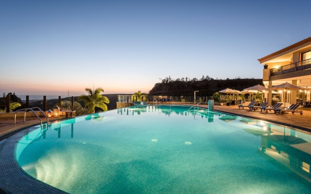 Casa León Royal Retreat