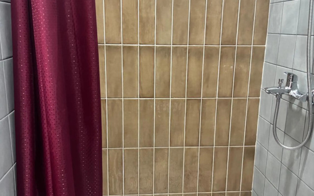 green plaza - sunset room